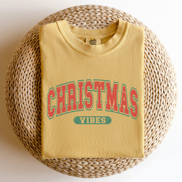 Christmas Vibes, Retro, Varsity, Santa, Snow, Xmas Tshirt Comfort Colors T-Shirt