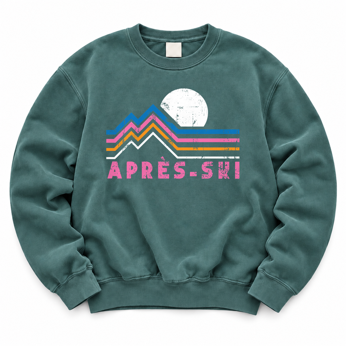 Après-Ski Mountains graphic on Comfort Colors 1566 in Blue Spruce