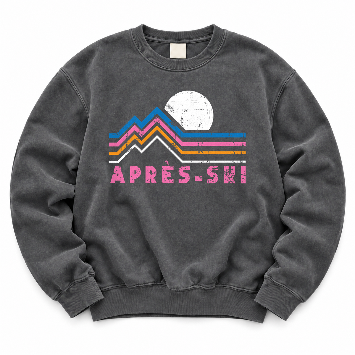 Après-Ski Mountains graphic on Comfort Colors 1566 in Pepper