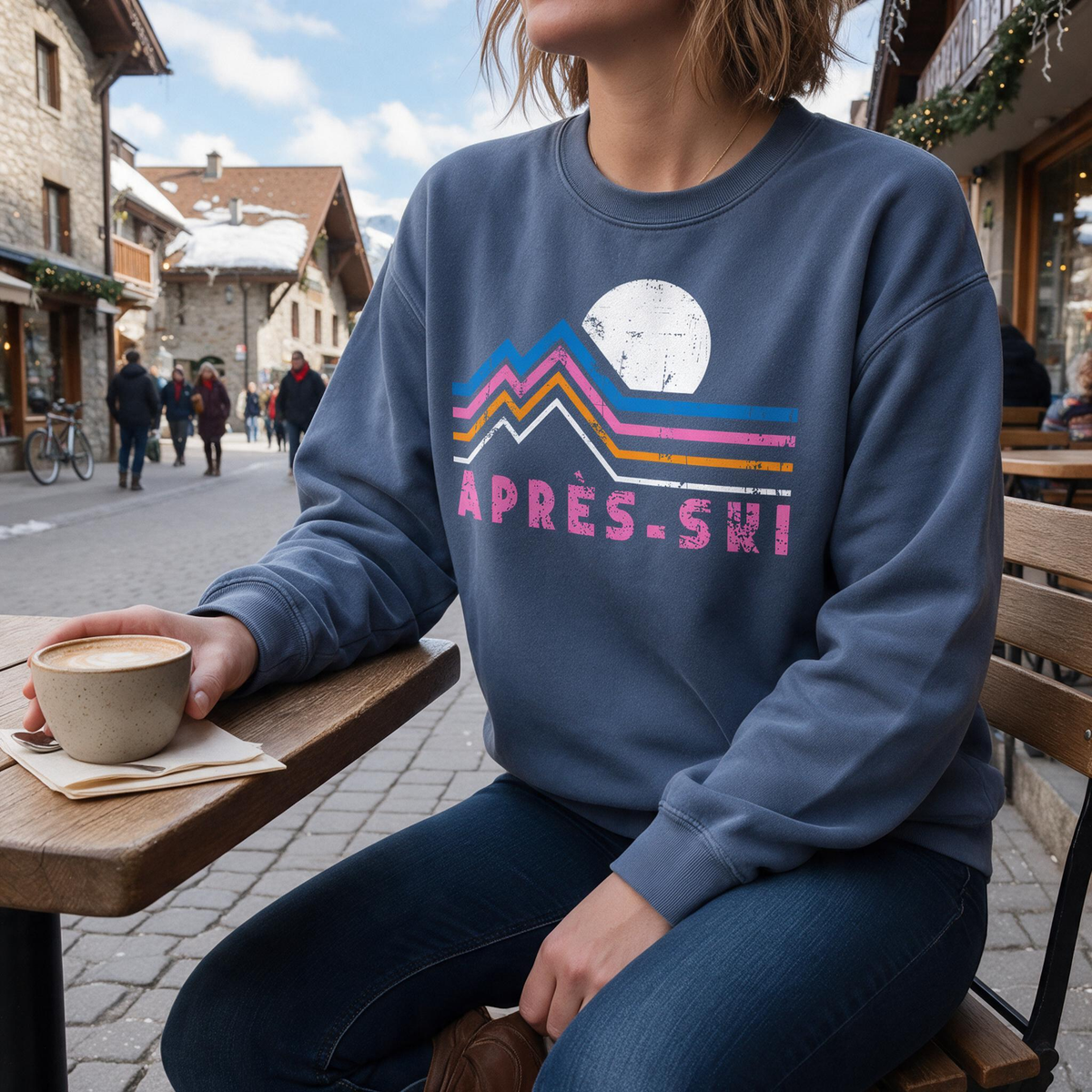 Model wearing the Après-Ski Mountains comfort colors sweatshirt in Denim