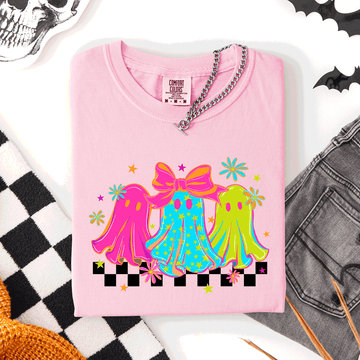 Bright and Colorful, Retro Halloween Ghosts, Checkered, Comfort Colors T-Shirt