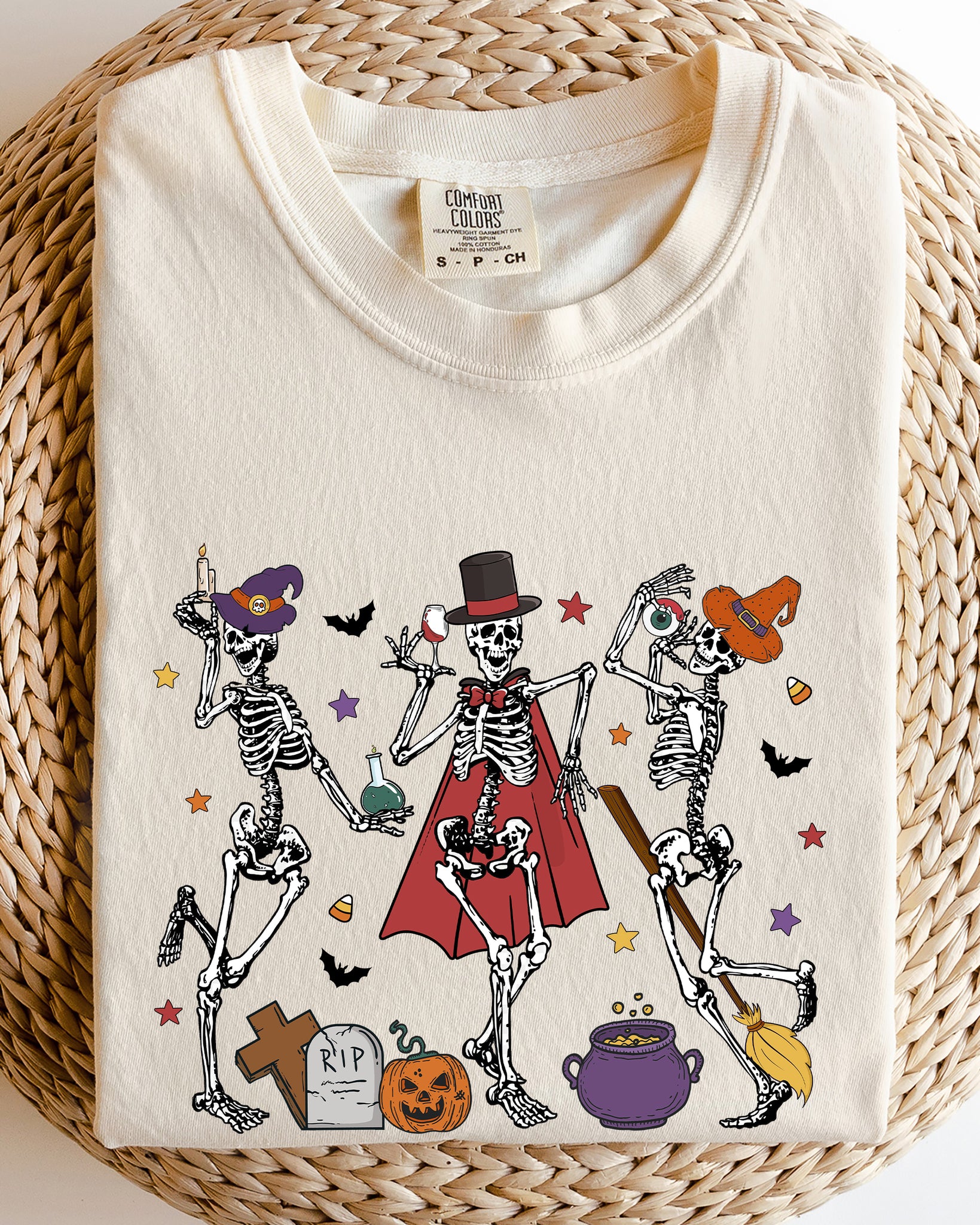 Dancing Skeleton Halloween Party, Trick or Treat, Cute, Fun, Spooky Shirt Comfort Colors T-Shirt