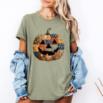 Jack-O-Lantern Faux Quilt Pumpkin Halloween Fall Autumn Vintage Cozy Decor Graphic Tee