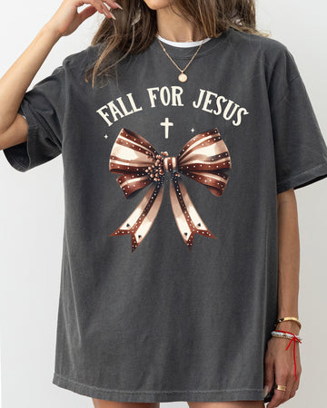 Fall For Jesus, Bow, Ribbon, Christian, Skeleton, Ghost, Vintage, Western, Witch, Aesthetic, Meme, Halloween, Costume, Tshirt Comfort Colors T-Shirt