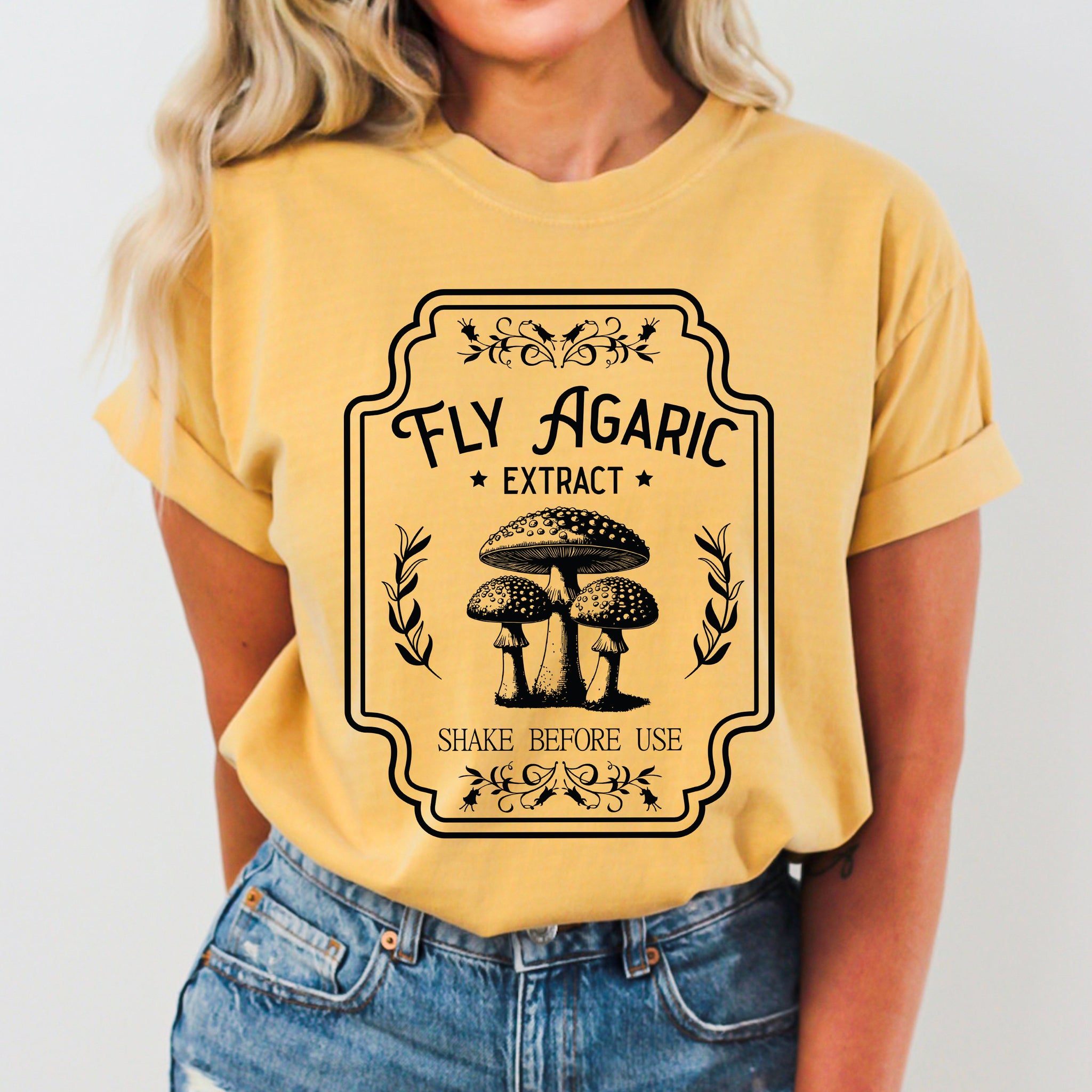 Fly Agaric, Mushroom, Vintage, Western, Witch, Aesthetic, Meme, Halloween, Costume, Tshirt Comfort Colors T-Shirt
