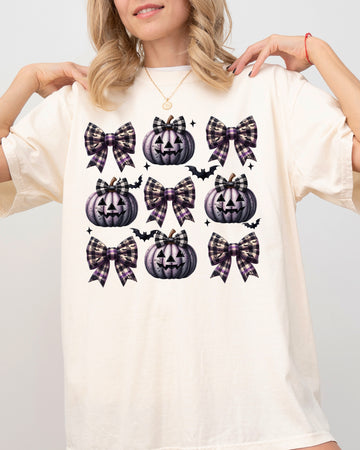 Bow, Pumpkin, Coquette, Vintage, Western, Witch, Aesthetic, Meme, Halloween, Costume, Tshirt Comfort Colors T-Shirt