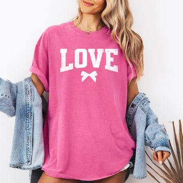Leopard Print Heart Love Valentine’s Day Faith-Inspired Leopard Design Comfort Colors Tee