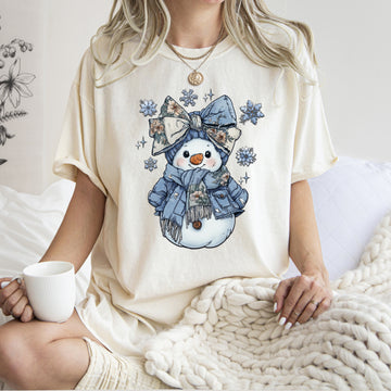 Snow Woman Winter Wonderland Adorable Snowflakes Gospel-Forward Faithful Comfort Colors Tee
