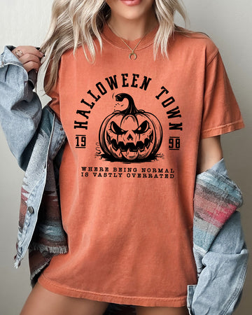Halloween Town, Pumpkin, Spooky, Skeleton, Funny, Witch, Aesthetic, Meme, Halloween, Costume, Tshirt Comfort Colors T-Shirt