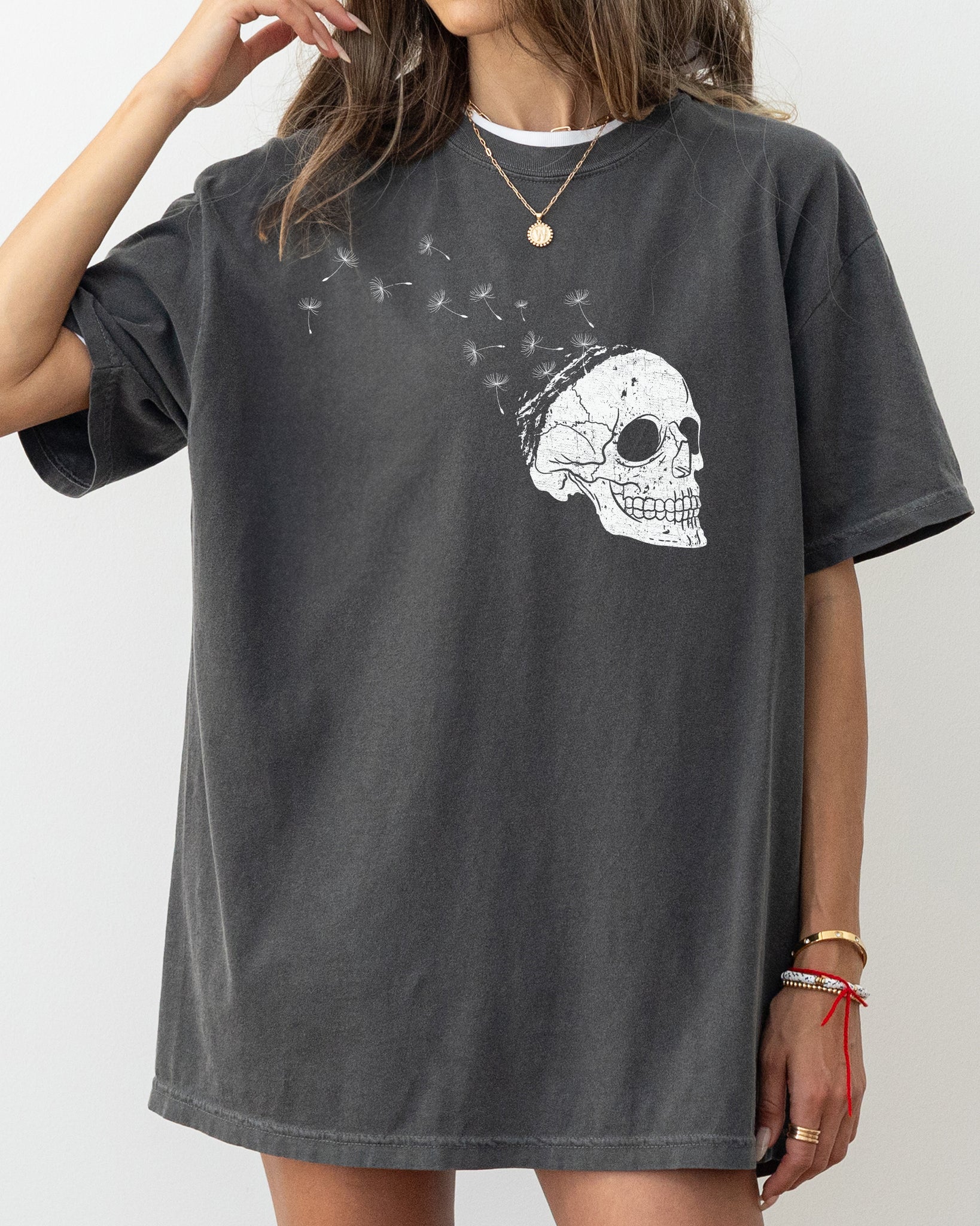 Dandelion Skull, Spooky, Skeleton, Funny, Witch, Aesthetic, Meme, Halloween, Costume, Tshirt Comfort Colors T-Shirt