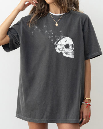 Dandelion Skull, Spooky, Skeleton, Funny, Witch, Aesthetic, Meme, Halloween, Costume, Tshirt Comfort Colors T-Shirt