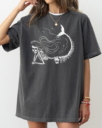 Mermaid Skeleton, Ghost, Skeleton, Witch, Skull, Funny, Spooky, Aesthetic, Meme, Halloween, Costume, Tshirt Comfort Colors T-Shirt