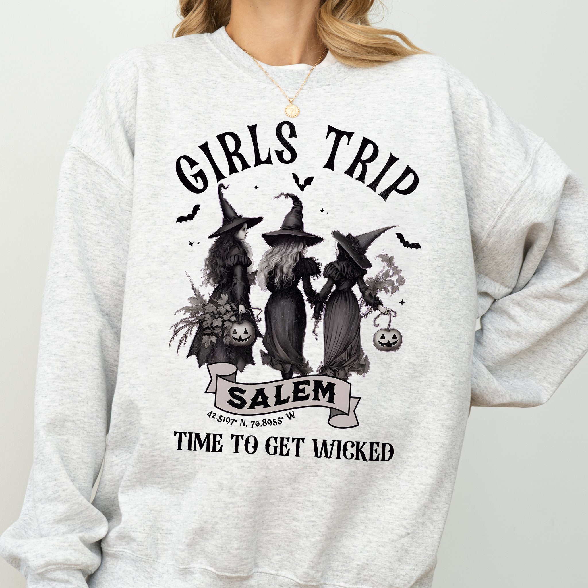 Girls Trip, Salem, Skeleton, Witch, Skull, Spooky, Aesthetic, Meme, Halloween, Costume Sweatshirt