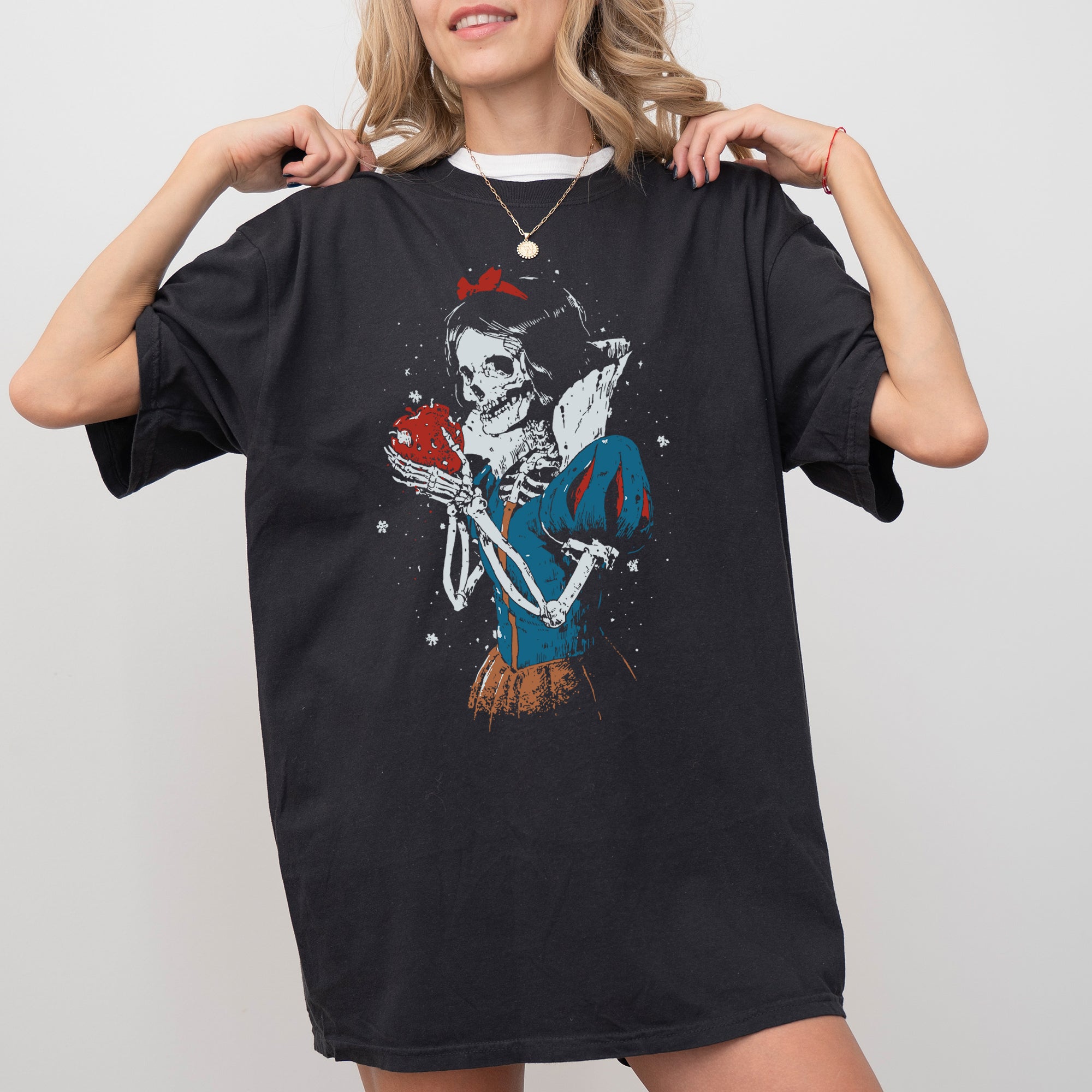 Snow White, Skeleton, Princess, Witch, Skull, Spooky, Aesthetic, Meme, Halloween, Costume, Tshirt Comfort Colors T-Shirt
