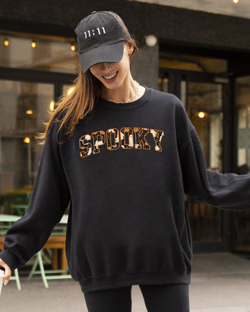 Spooky, Skeleton, Ghost, Witch, Skull, Spooky, Aesthetic, Meme, Halloween, Costume Sweatshirt