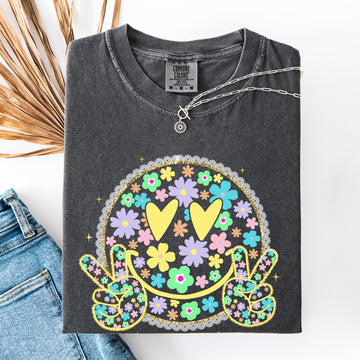 Pastel Retro Smiley Face, Hearts Beach Ready, Vacation, Sunshine, Summer Fun Comfort Colors T-Shirt