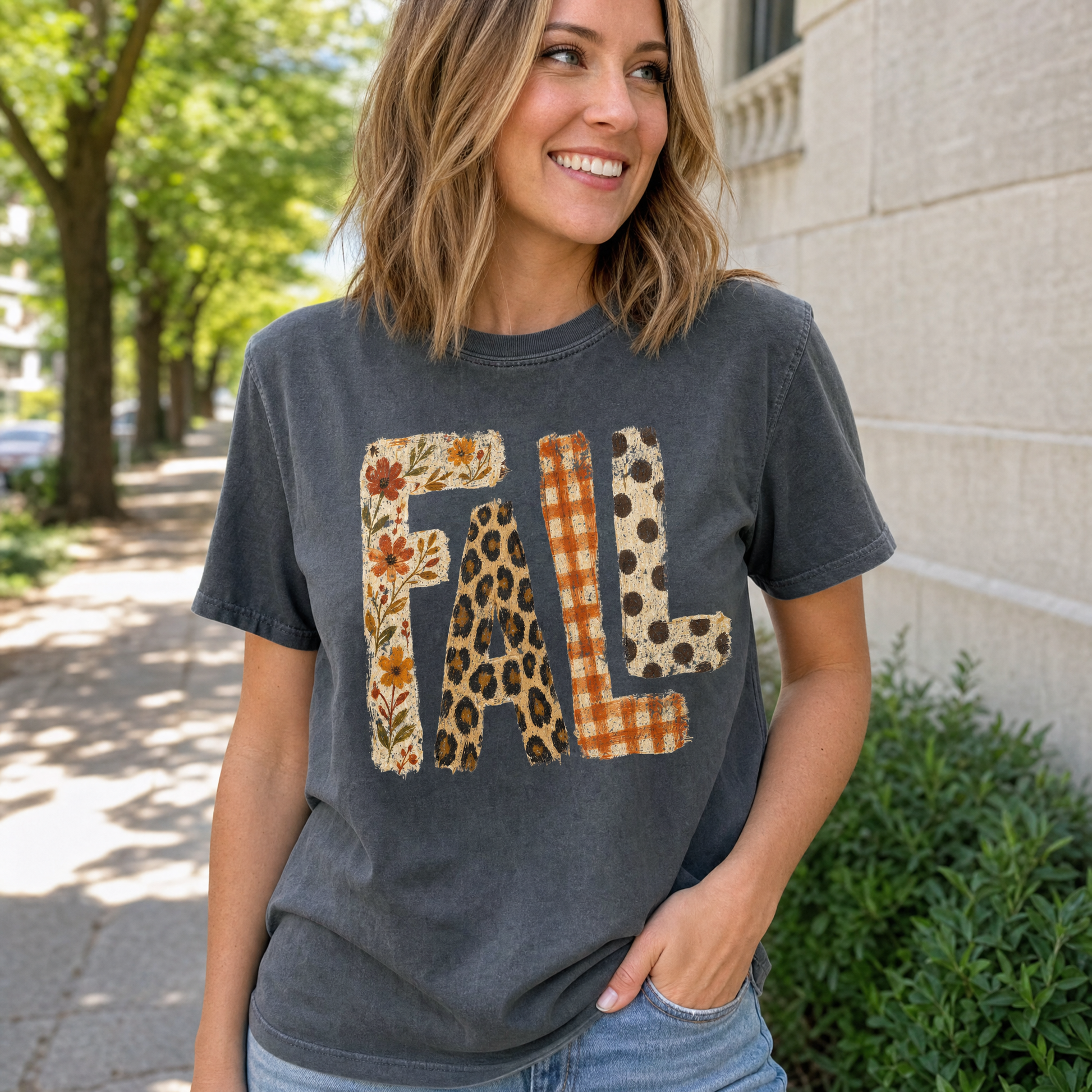 Model wearing the Patterned Fall comfort colors tee in Pepper