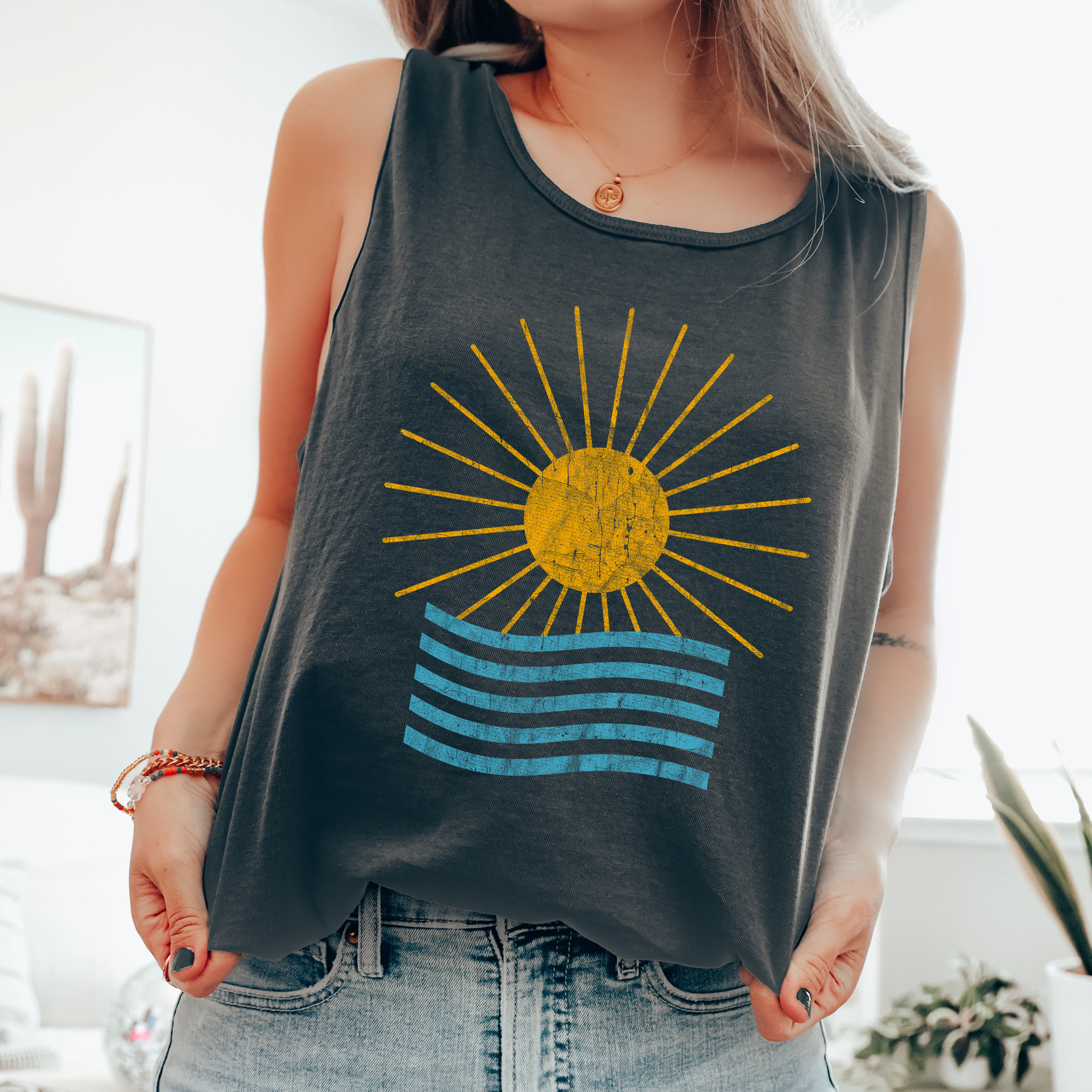 Retro Sunset, Waves, Summer, Beach, Hot Girl Summer, Sunshine Comfort Colors Tank Top