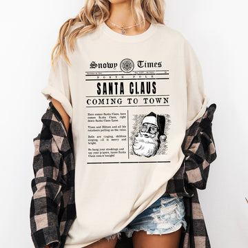 Santa Claus Is Coming To Town, Newspaper, Winter, Snow, Xmas Tshirt Comfort Colors T-Shirt