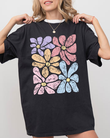 Striking, Gorgeous Abstract Flowers, Boho Floral Design, Summer Vibes, Gardening, Festival, Nature Shirt Comfort Colors T-Shirt