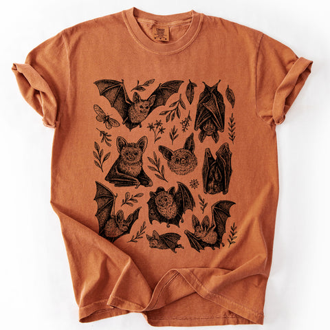 Vintage Bats, Gothic Cottagecore, Bats 90s, Halloween Bats, Halloween Dark Aesthetic, Spooky Animal Shirt, Comfort Colors Tee