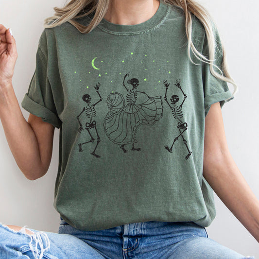 Dancing Skeletons At Night Retro Halloween Comfort Colors Tshirt