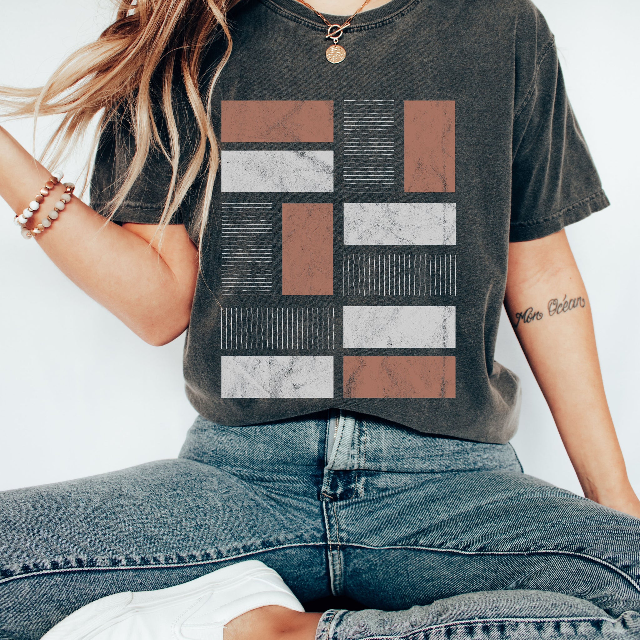 Abstract Geometric Rectangle Print T-Shirt