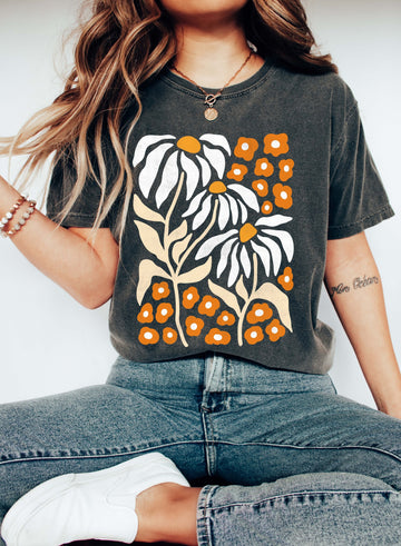 Boho Botanical Daisy Art Nouveau Floral T-Shirt