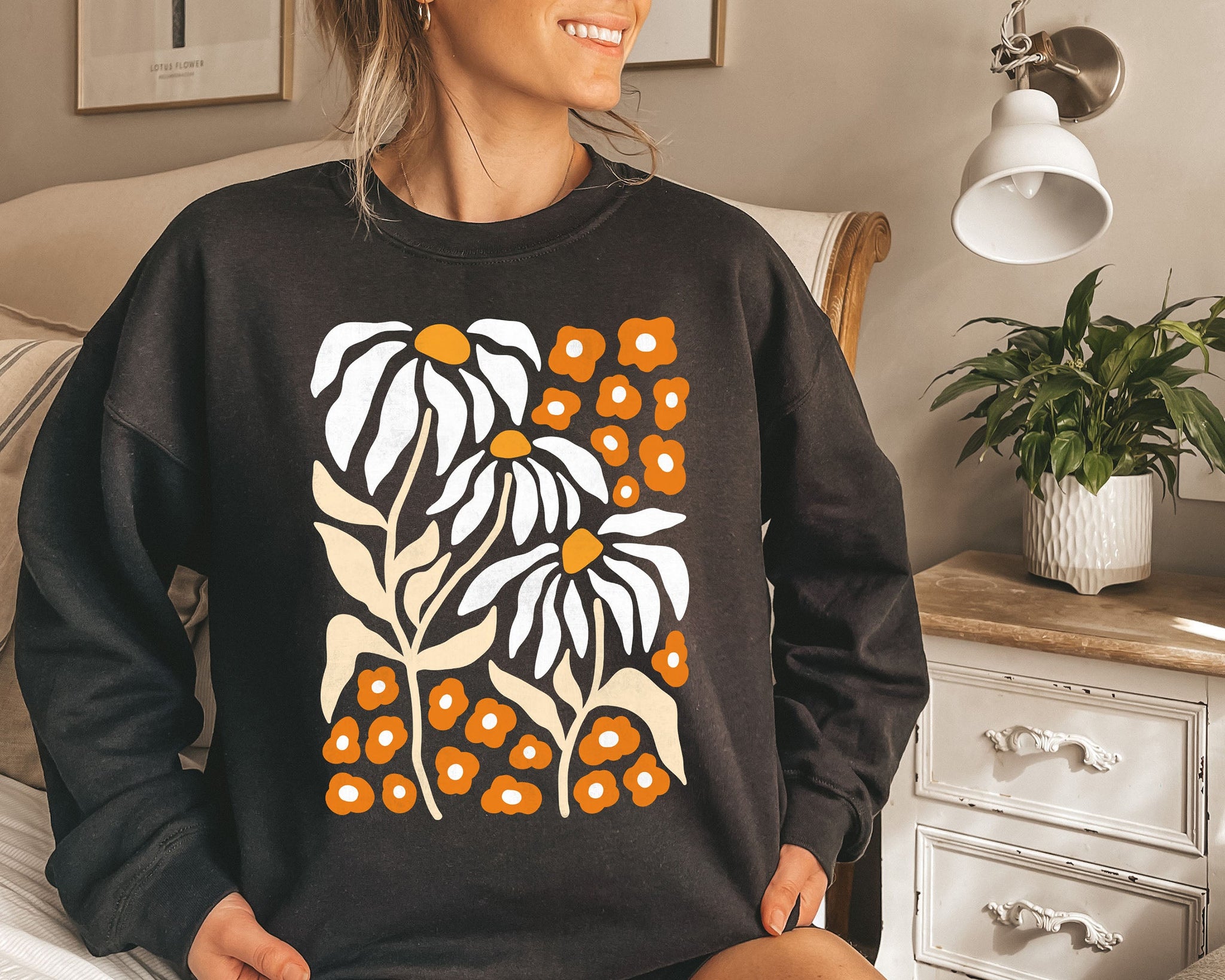 Boho Botanical Daisy Art Nouveau Floral Sweatshirt