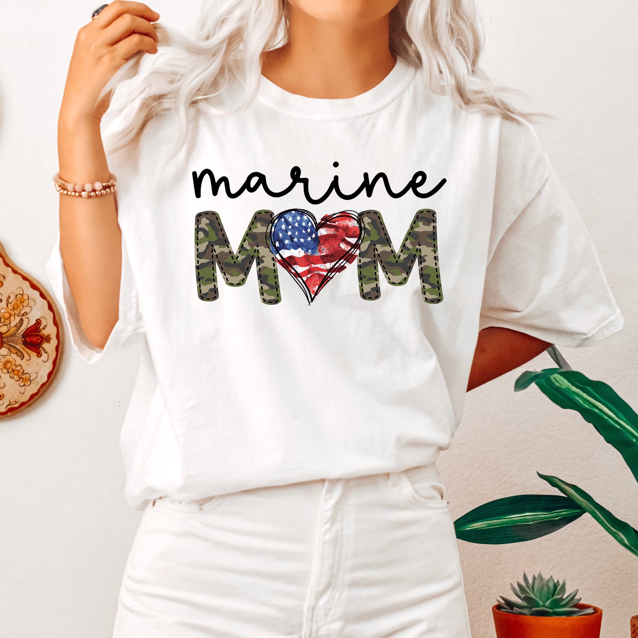 Marine Mom BL T-Shirt